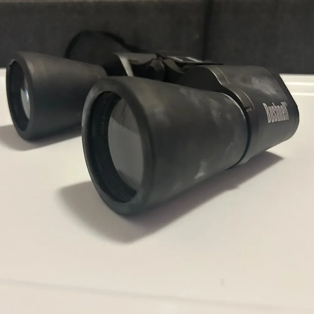 Black Bushnell 10x50 Binoculars 288ft/1000yds 5.5° Field